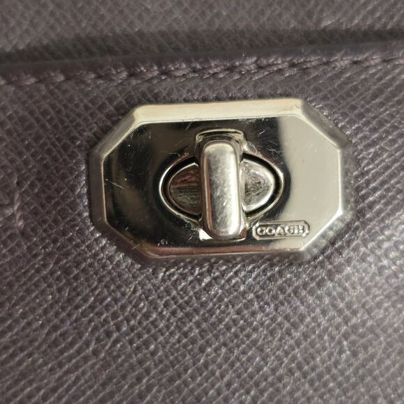 COACH - Continental Wallet - Leather Accordion Zip Around Wallet - Purple - Picture 6 of 7